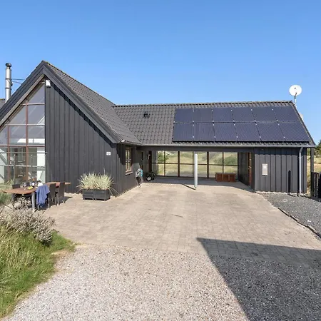 Beautiful In With House A Panoramic View
